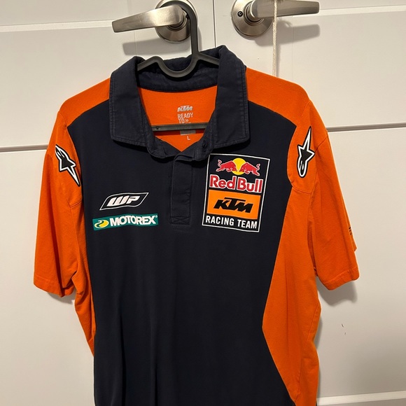 Selling some lightly used clothing and brand new af1, 60 for all not sneakers - Picture 12 of 16